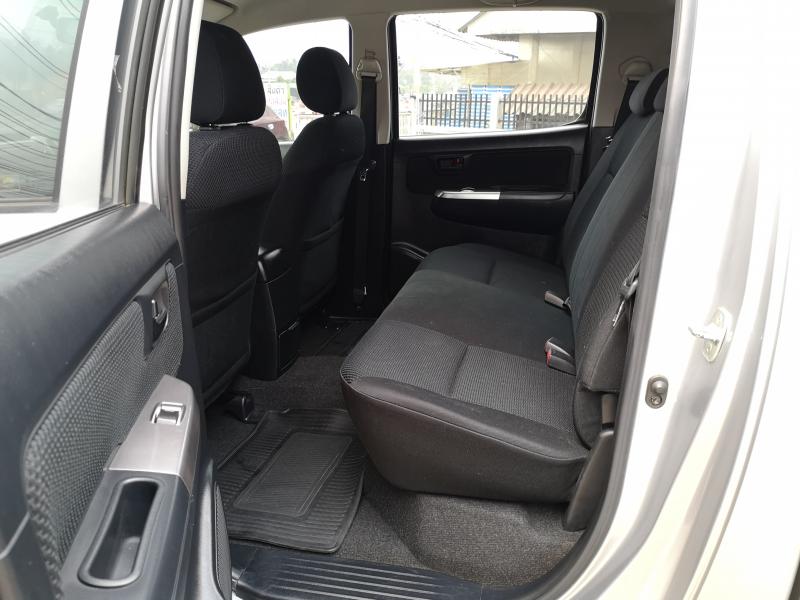 VIGO​ CHAMP​ 4DR​ 2.5​ E​ 4X4,M/T