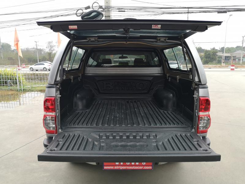 VIGO​ CHAMP​ 4DR​ 2.5​ E​ 4X4,M/T