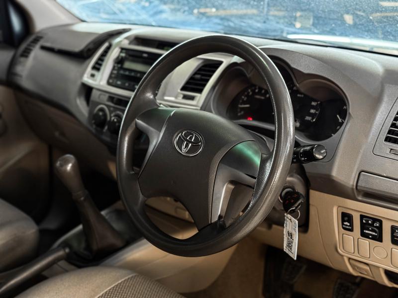 VIGO CHAMP 4DR 2.5E PRERUNNER