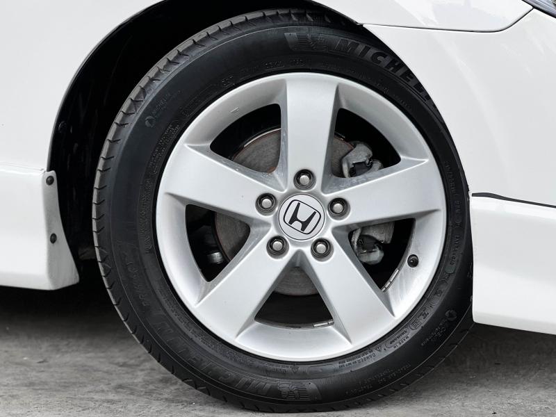 CIVIC FD 1.8 E I-VTEC