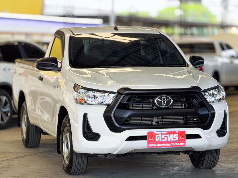 REVO SINGLE CAB 2.4 ENTRY ZEDITION