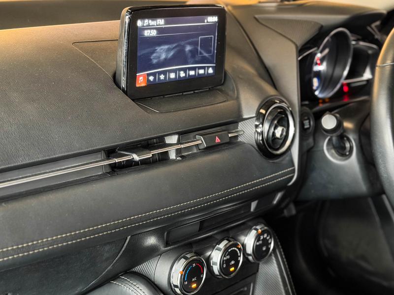 MAZDA 2 1.3 HIGH CONNECT SKYACTIV