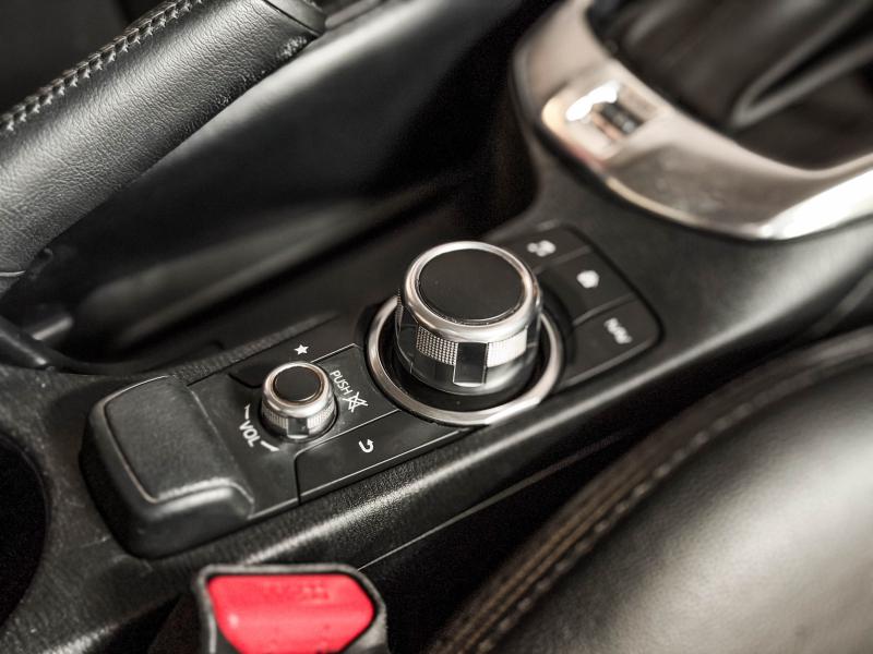 MAZDA 2 1.3 HIGH CONNECT SKYACTIV