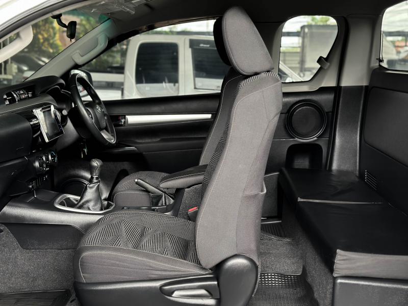 HILUX REVO CAB 2.4 E 4X4 DIFF-LOCK