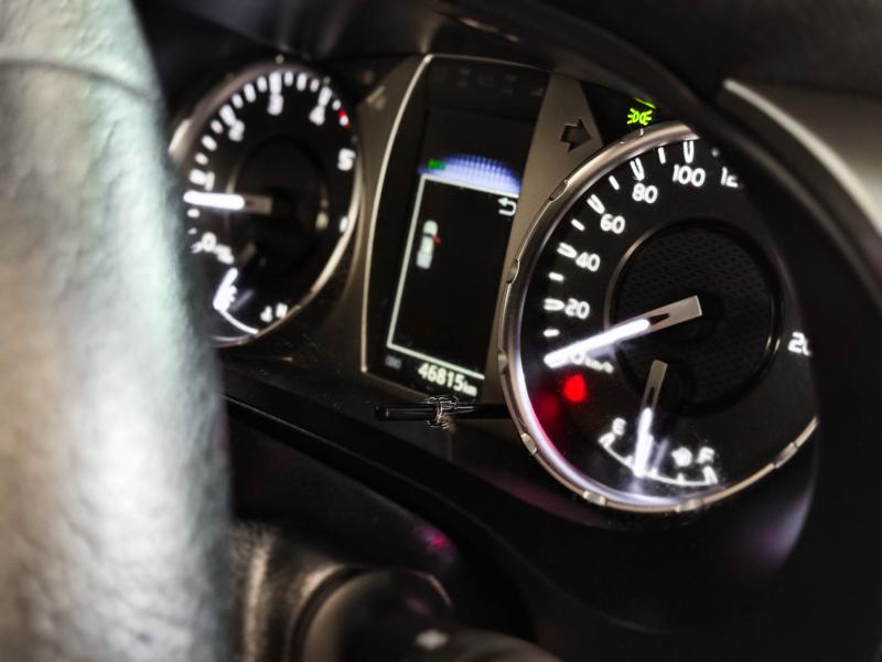 REVO 4DR 2.4 MID PRERUNNER