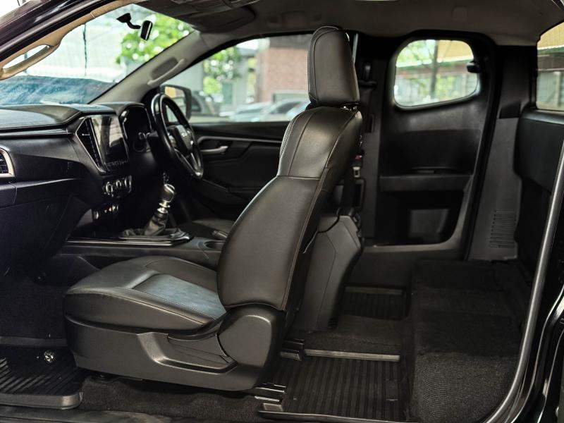 D-MAX VCROSSX CAB 3.0 Z  4X4 DIFF-LOCK 