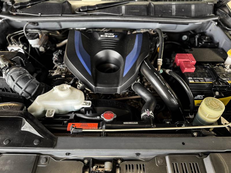 D-MAX VCROSSX CAB 3.0 Z  4X4 DIFF-LOCK 