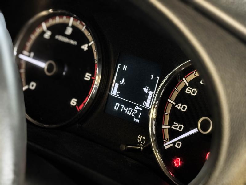 TRITON MEGA CAB 2.4 GLX LIMITED EDTION