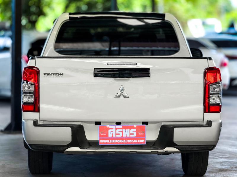 TRITON MEGA CAB 2.4 GLX LIMITED EDTION