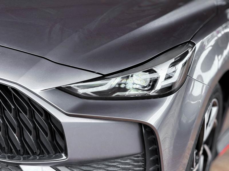 MG 5 1.5 D+ SUNROOF CVT 