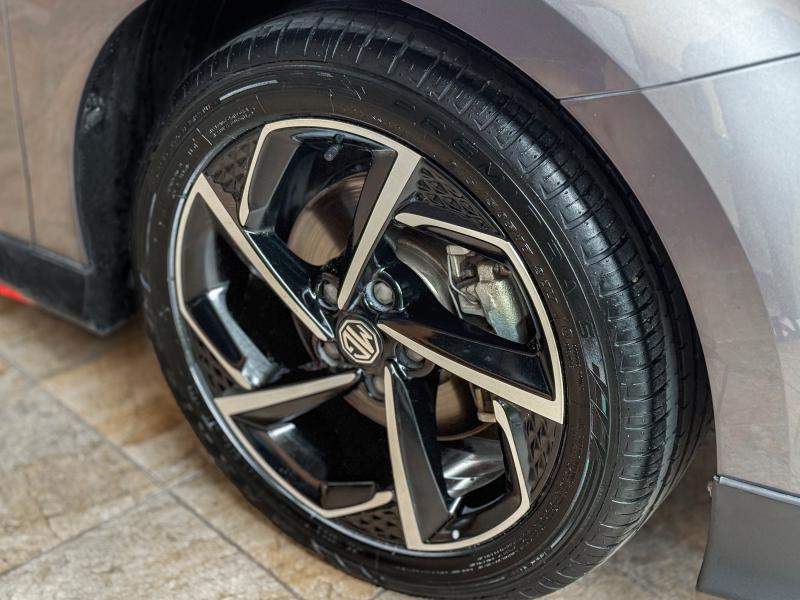 MG 5 1.5 D+ SUNROOF CVT 