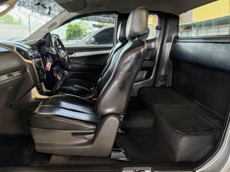 D-MAX CAB 2.5 Z Ddi DA HI LANDER
