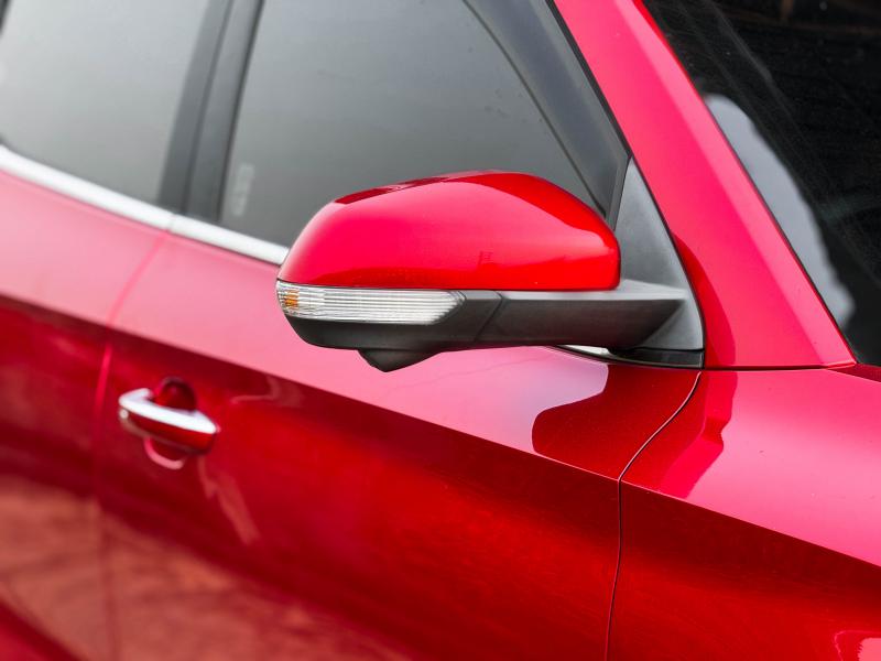 MG ZS 1.5 X SUNROOF I-SMART