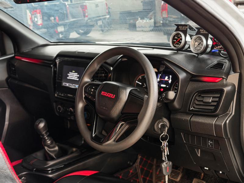 D-MAX X-SERIES 4DR 1.9 Ddi