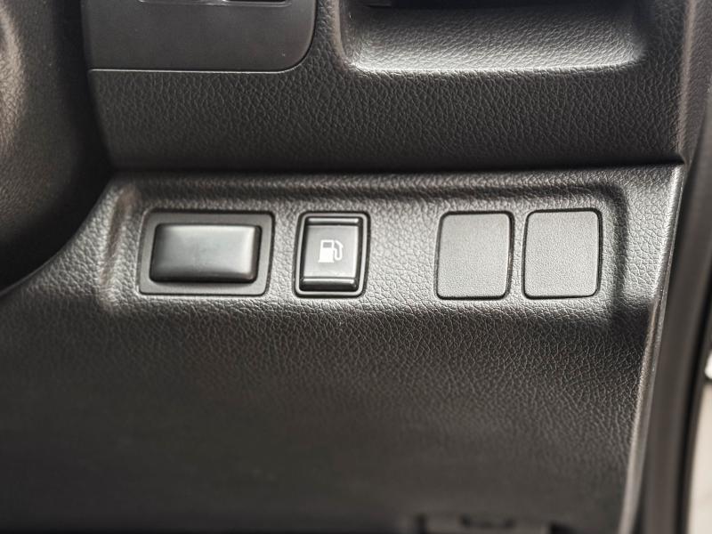 NAVARA NP300 KING CAB 2.5 V CALIBER