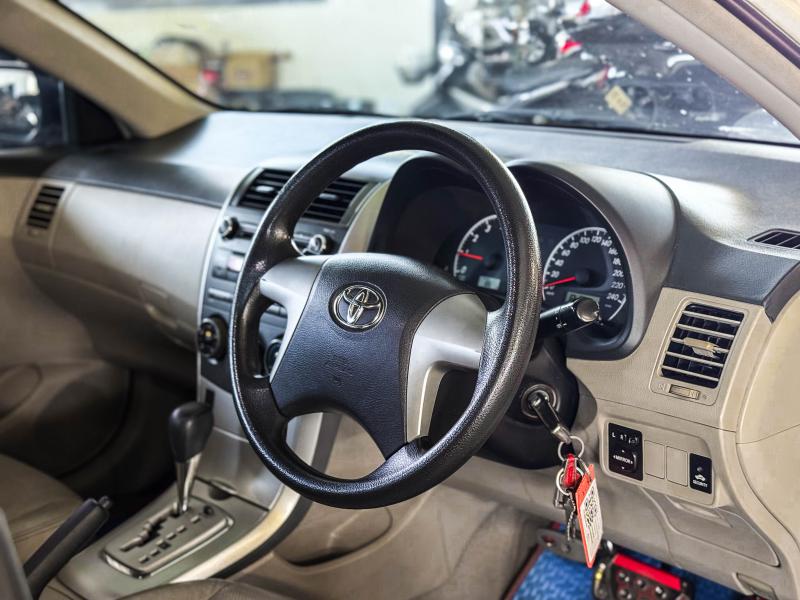 COROLLA ALTIS 1.6