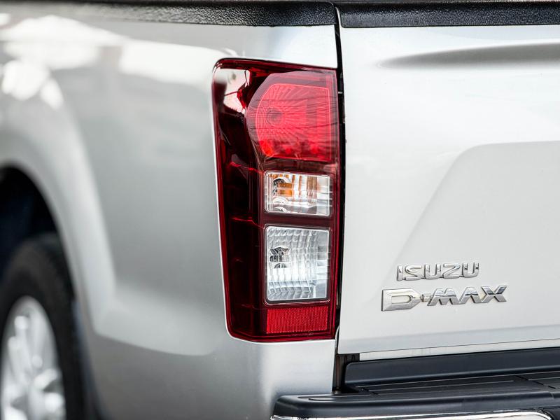 D-MAX SPACE CAB 1.9 S Ddi