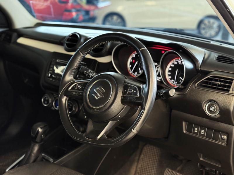 SWIFT 1.2L GLX CVT 