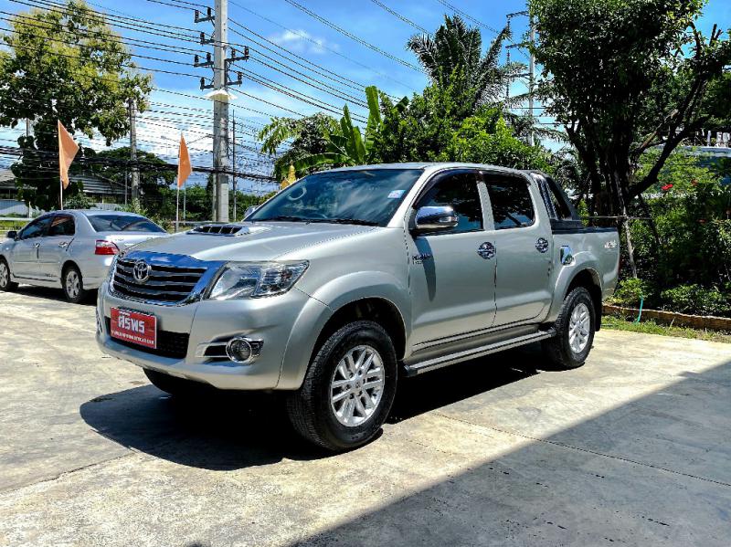 VIGO CHAMP 4DR 2.5 E PRERUNNER 