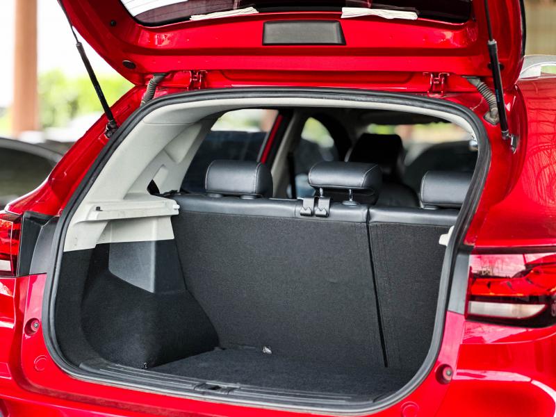 MG ZS 1.5 D i-SMART