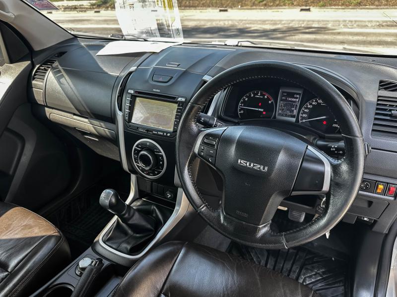 D-MAX VCROSS 4DR 3.0 Z Ddi VGS 4X4