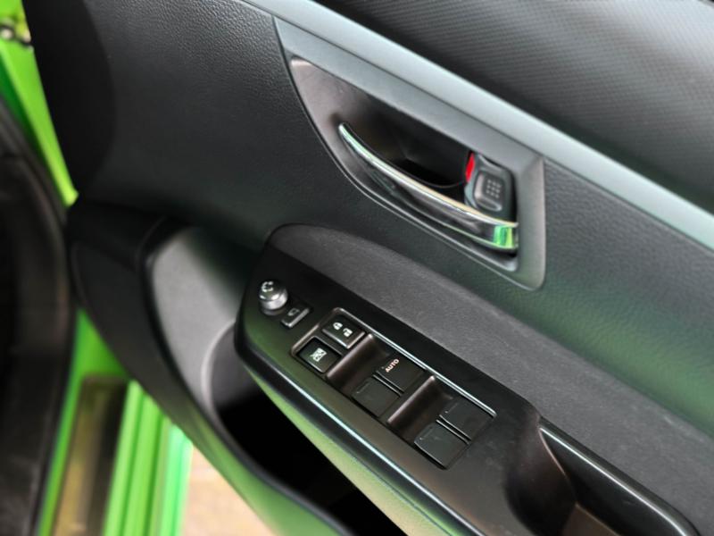 SWIFT 1.2L GLX CVT 