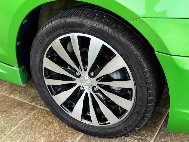 SWIFT 1.2L GLX CVT 