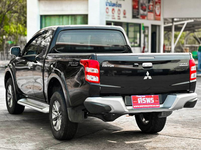 TRITON PLUS MEGA CAB 2.4 GLS LTD