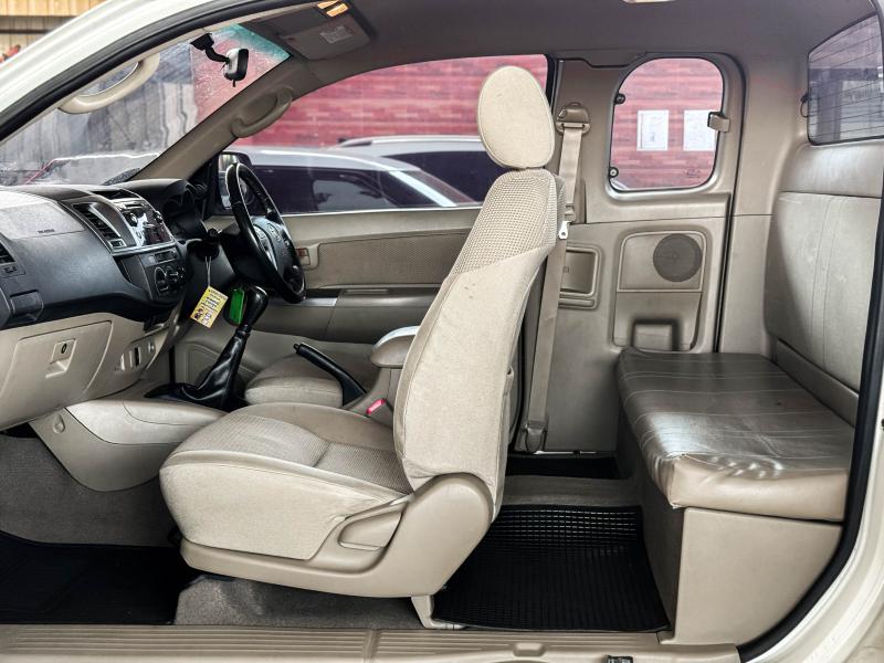 VIGO CHAMP  CAB 2.5 E PRERUNNER 
