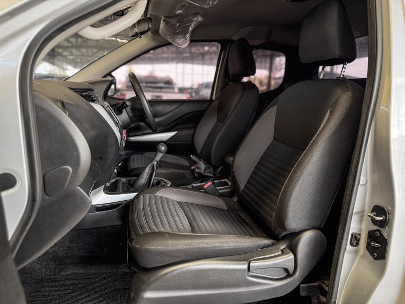 NAVARA KING CAB NP300 2.5 SL