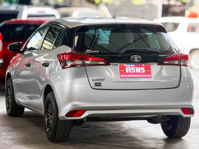 YARIS HACTHBACK 1.2 J CVT
